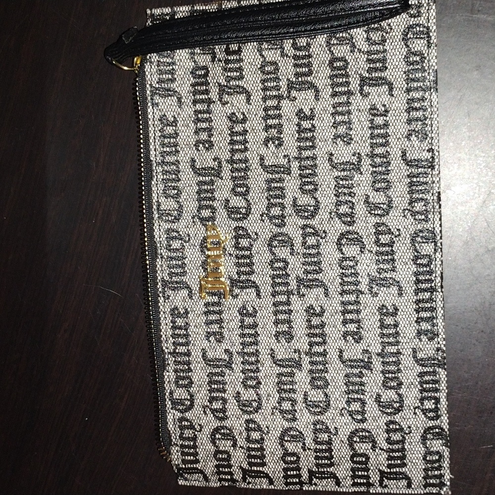 Juicy couture hand clutch, great condition!